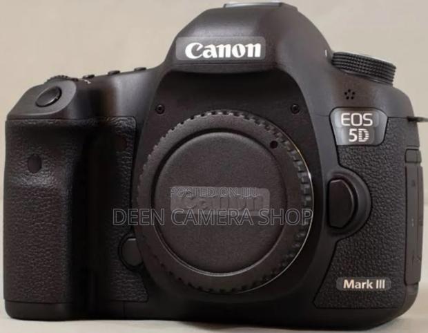 Canon Eos 5d Mark Iii · Photo 1