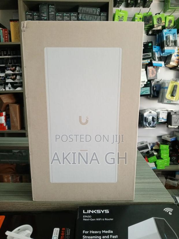 Ubiquiti Wifi 6 Access Point U6 Mesh Pro · Photo 1