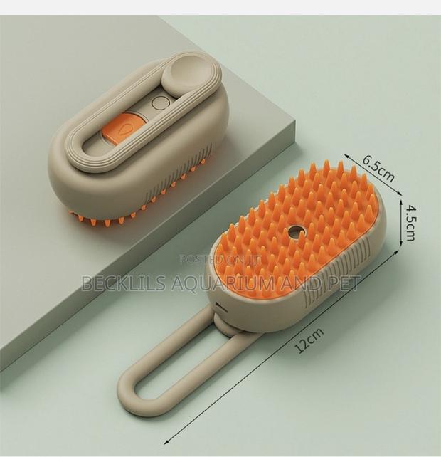 3 in 1 Cat and Dog Steamy Pet Grooming Massage Brush · Photo 5