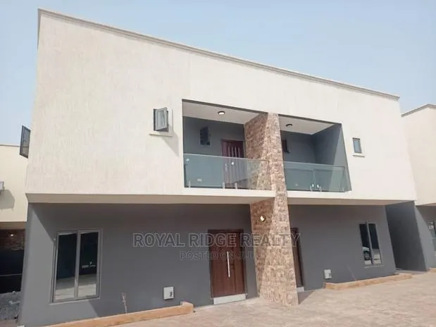 2bdrm Duplex in Upsa, Accra Metropolitan for rent · Photo 1