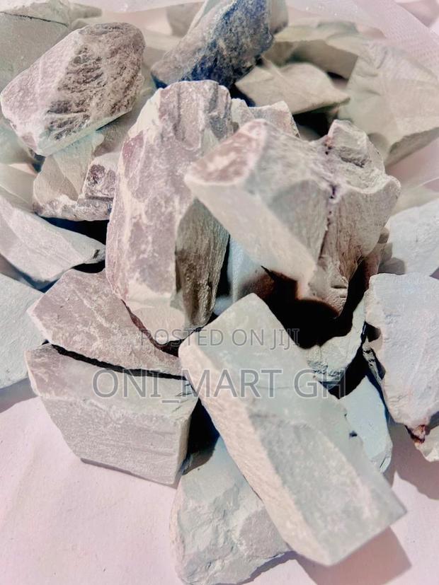 Nzu/Ayilo/Shele/ Kaolin / Bentonite Clay. · Photo 8