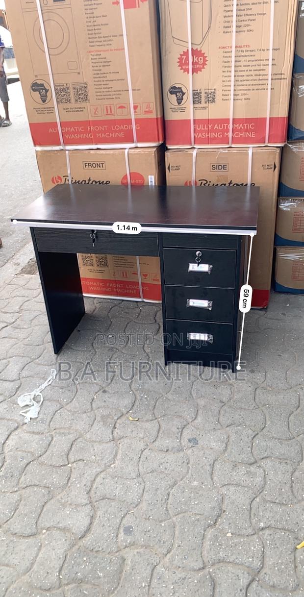 Office Desk— With Drawers · Photo 2
