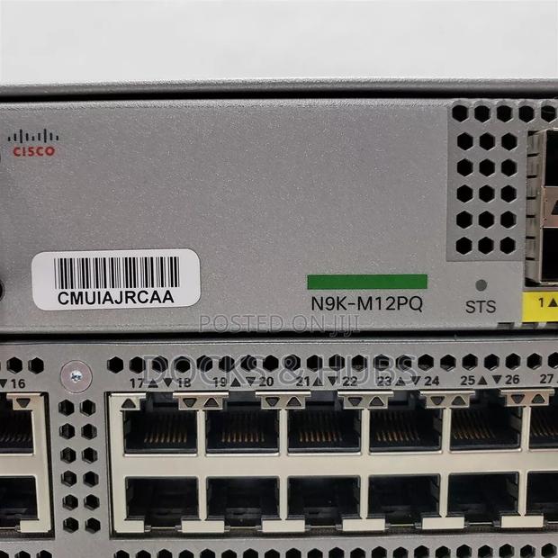 Cisco Nexus 93128t L3 Managed - 96 Gigabit Switch · Photo 4