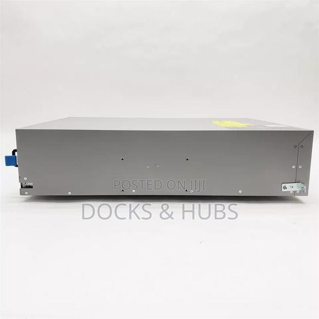 Cisco Nexus 93128t L3 Managed - 96 Gigabit Switch · Photo 7