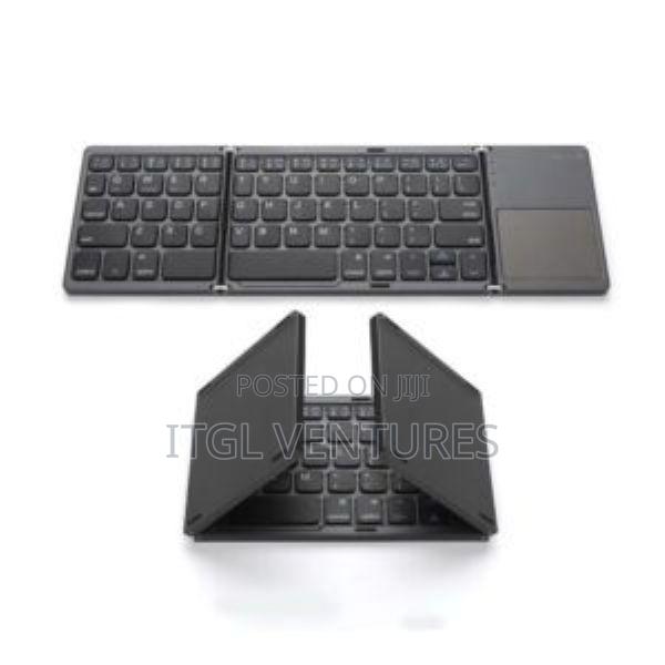Foldable Bluetooth Keyboard With Touch - Pad · Photo 1