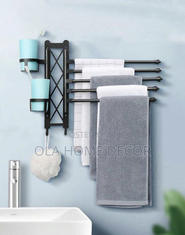 Towel Rack · Photo 2