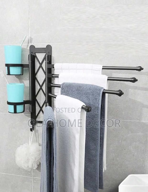 Towel Rack · Photo 5