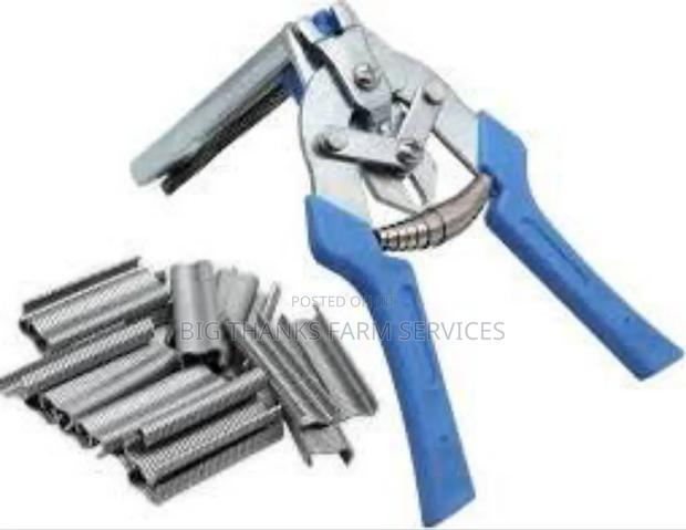 Wire Mesh Pliers/Stapler(Standard) · Photo 1
