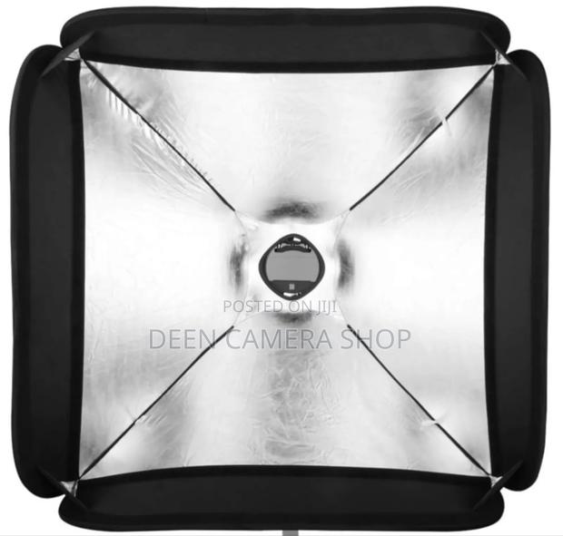 Godox 60x60cm Foldable Softbox With S Bracket · Photo 2