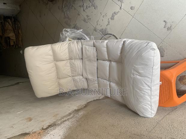 Relaxing Chair · Photo 3