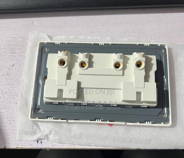 Panda Swtich And Socket · Photo 1