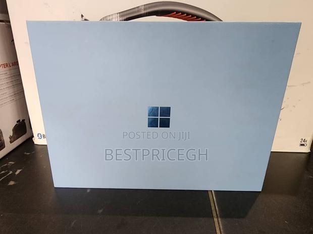 New Microsoft Surface Pro 11th Edition, a Copilot+ PC 16GB SSD 512GB · Photo 1