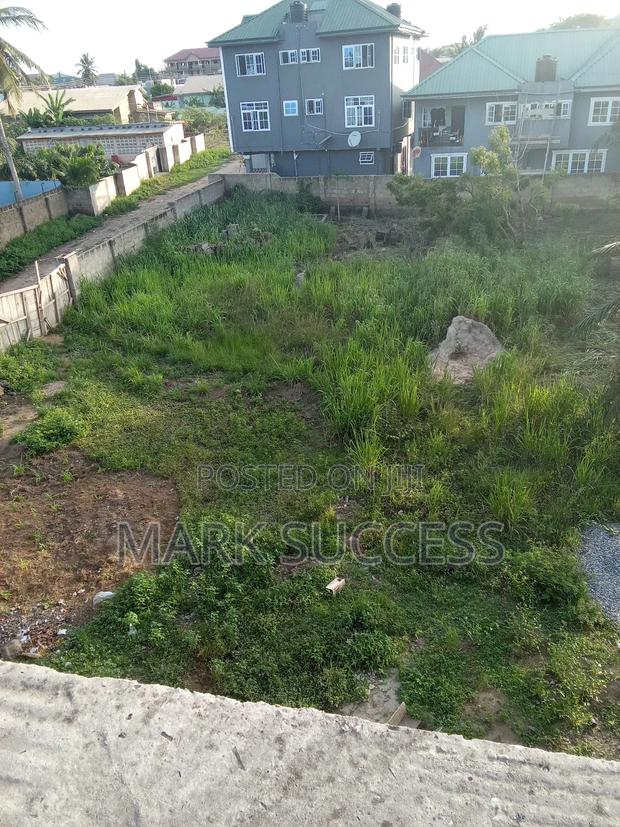 Plots for at Kasoa Old Timers Near New Market · Photo 1