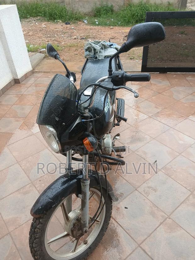 Bajaj Boxer 125 2021 Black · Photo 1