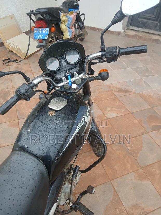 Bajaj Boxer 125 2021 Black · Photo 4