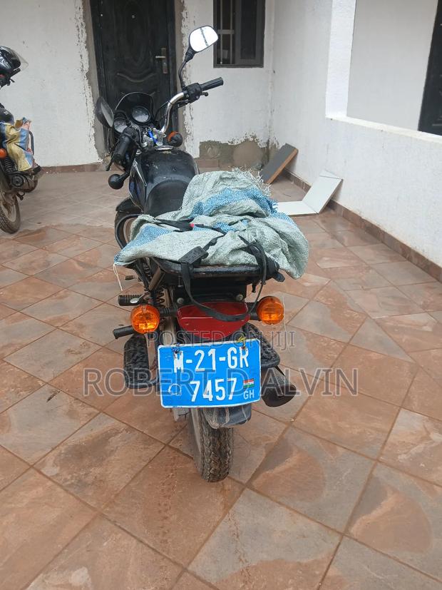 Bajaj Boxer 125 2021 Black · Photo 5