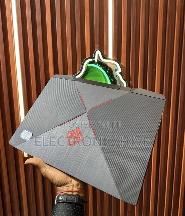 Laptop HP Omen 15 16GB Intel Core I5 SSD 512GB · Photo 1
