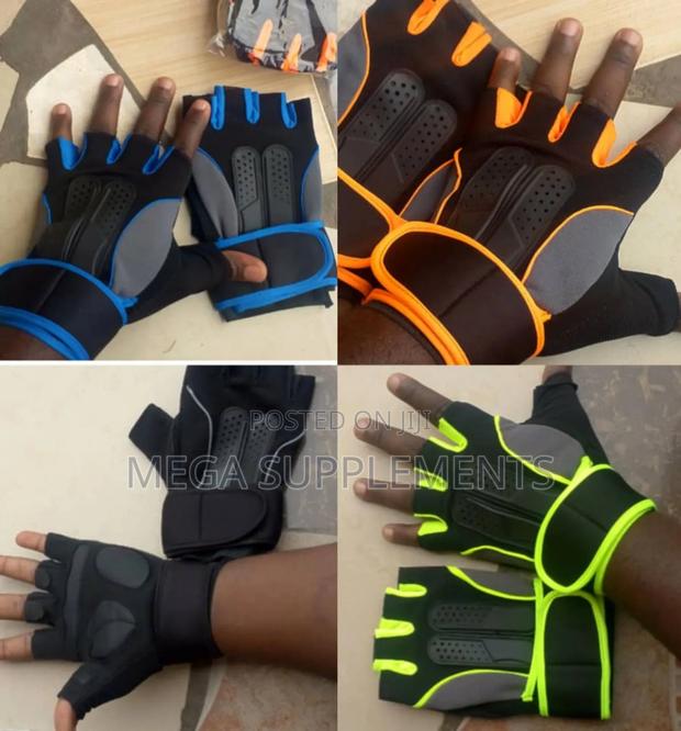 Gym Gloves · Photo 3