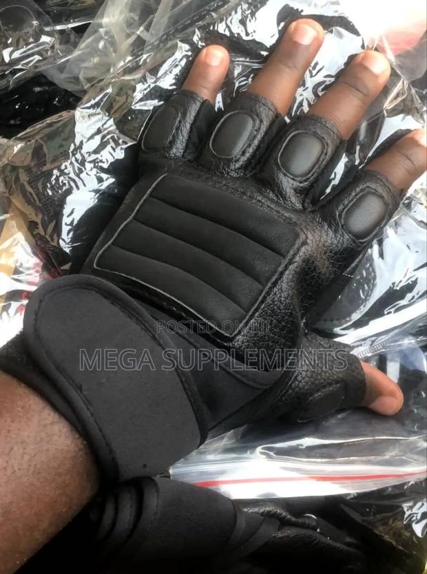 Gym Gloves · Photo 4