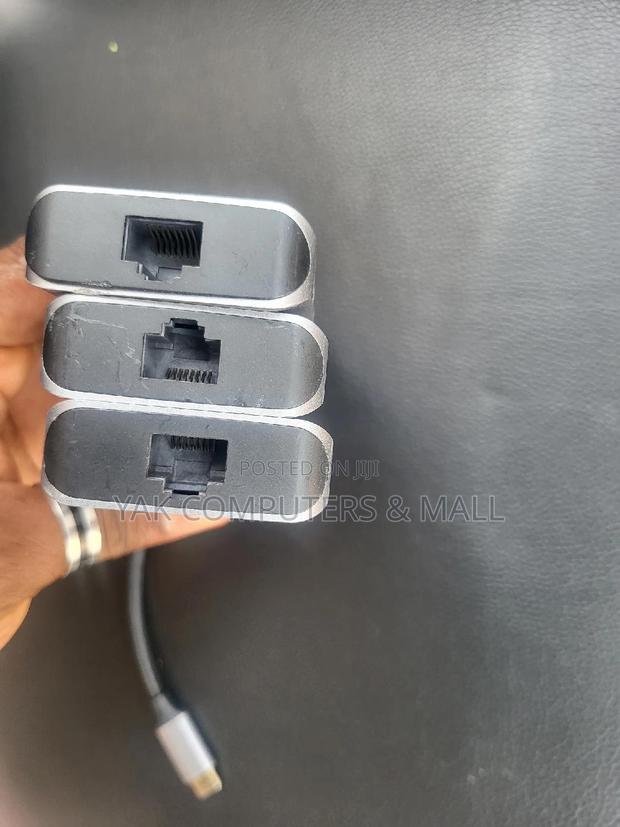 Type-c Multifunctional Hub With Hdmi 2,Typec1,3.0 Usb · Photo 3