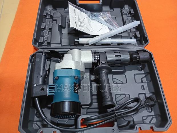 Japan Made Demolition Hammer 220v 50/60hz 1100w Brand New · Photo 1