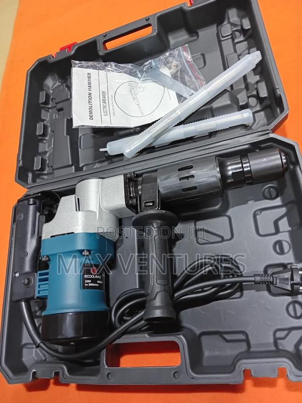Time Saving Demolition Hammer 220v 50/60hz 1100w · Photo 1