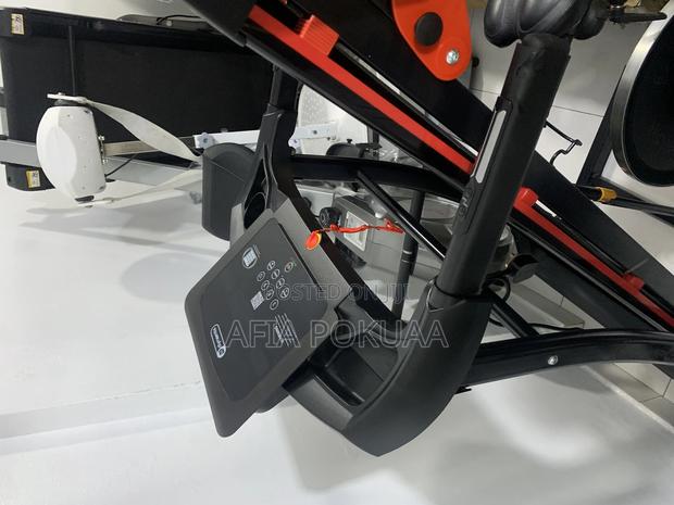 Dynamix Treadmill · Photo 5