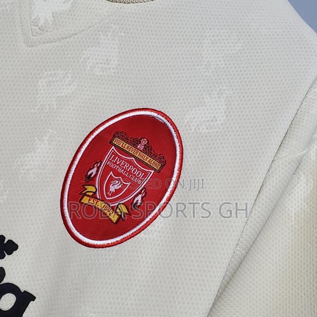 1996/97 Liverpool Retro Away Jersey · Photo 2