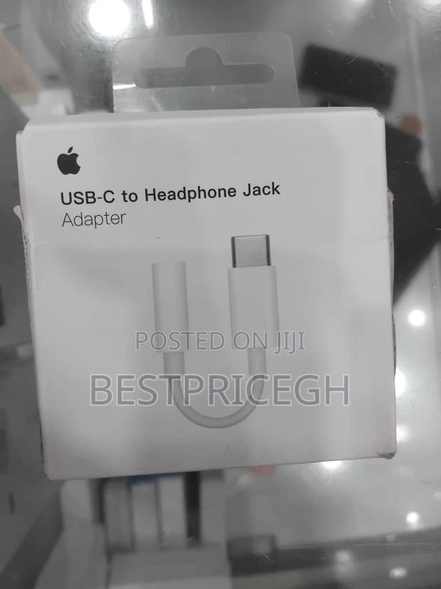 Usb -C to Headphone Jack Adapter · Photo 1