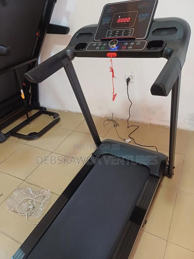 M7 Treadmill 120kg With Bluetooth · Photo 2