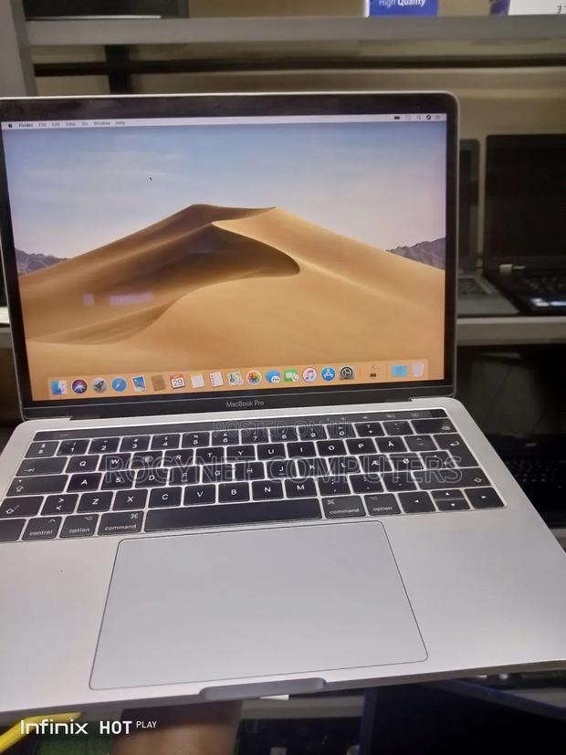Laptop Apple MacBook Pro 2017 16GB Intel Core i7 SSD 512GB · Photo 5