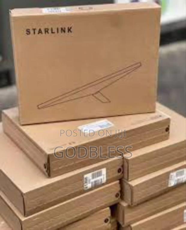 Starlink Gen 3 v 4 · Photo 2