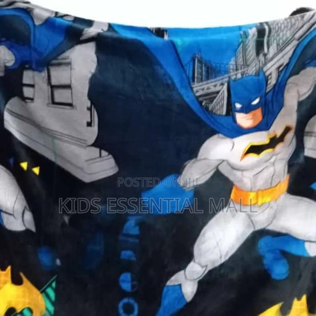 Blanket for Children With Cartoon Characters · Photo 1