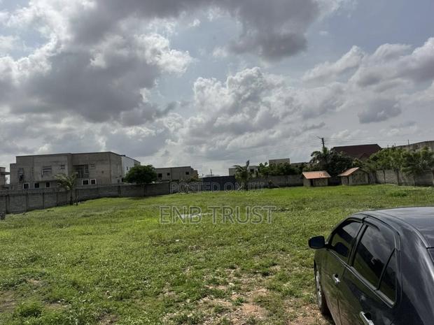 4 Bedrms on 5 Plots of Land for Sale at East Legon Hills · Photo 8