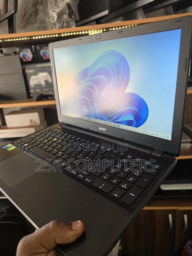 Laptop Acer 8GB Intel Core i7 SSD 256GB · Photo 1