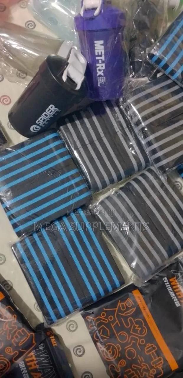 Knee Wraps · Photo 2