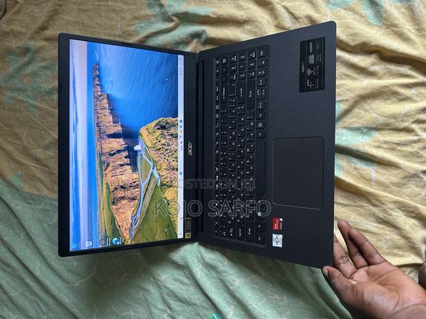Laptop Acer Aspire 3 A315-23 8GB AMD SSD 256GB · Photo 2