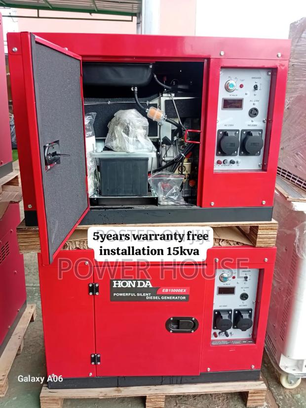 Solara Circuit Honda Diesel Engine 15kva 16500watts 15kva · Photo 1