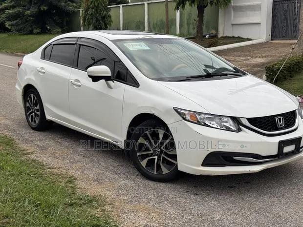 Honda Civic EX-L 4dr Sedan (1.8L 4cyl CVT) 2015 White · Photo 1