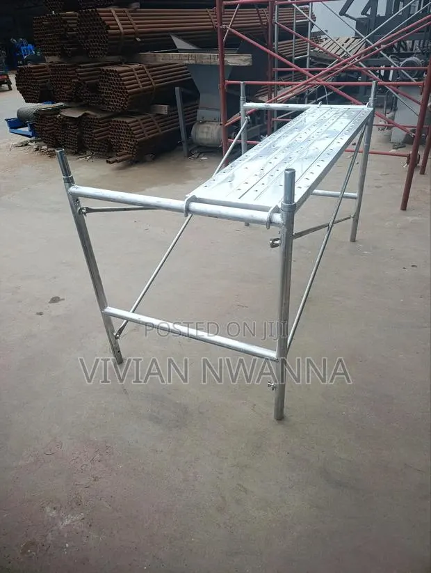 Galvanized 1 Step Scaffold · Photo 1