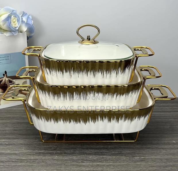 Ceramic Serving Dishes 3pcs · Photo 1