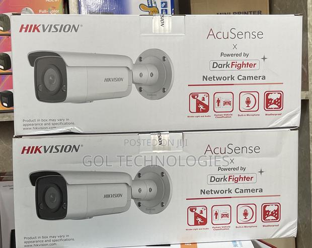Hikvision Acusense Ip Camera 4mp Strob Light and Au · Photo 1