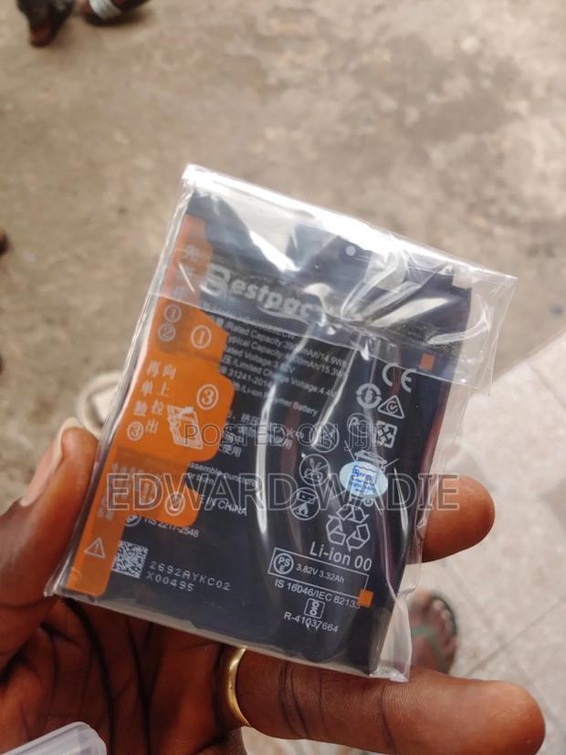 Huawei Battery · Photo 2