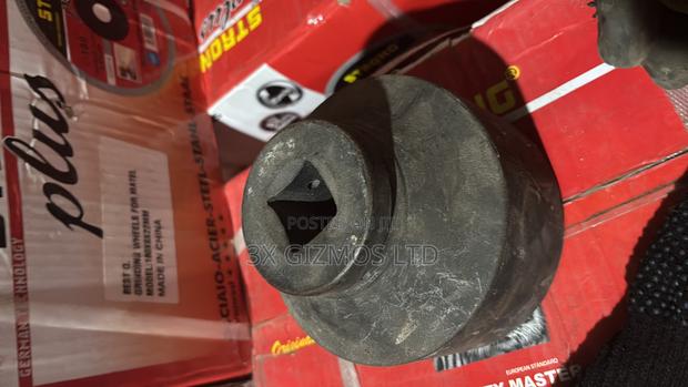 3/4” 1” Heavy Duty Sockets(Boss Spanners) · Photo 2