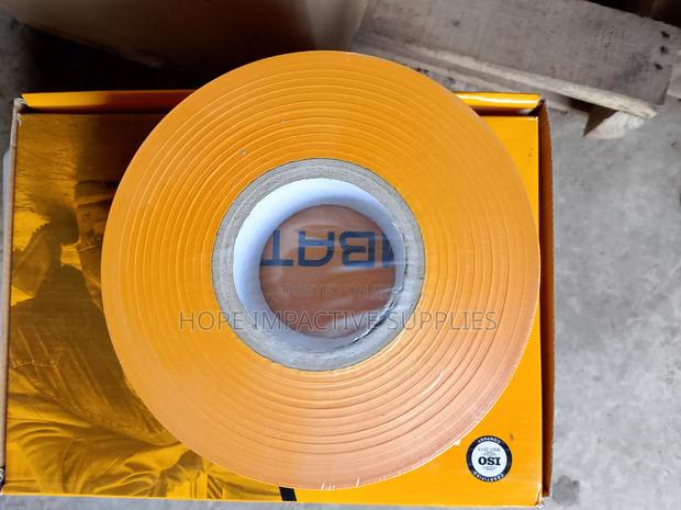 Caution Tape Yellow And Black - (500m) · Photo 4