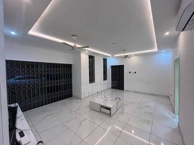 2bdrm Apartment in Ashaley Botwe, Nmai-Dzorn for rent · Photo 5