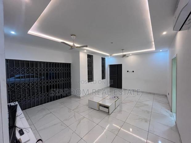 2bdrm Apartment in Ashaley Botwe for rent · Photo 6