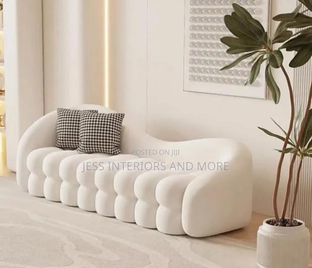 Sofa (Marshmello) · Photo 1