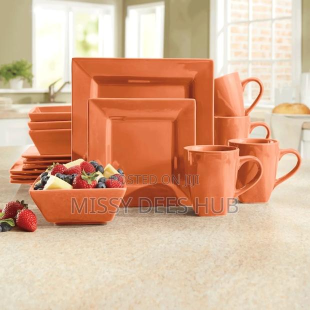 16pcs Square Dinner Set · Photo 1