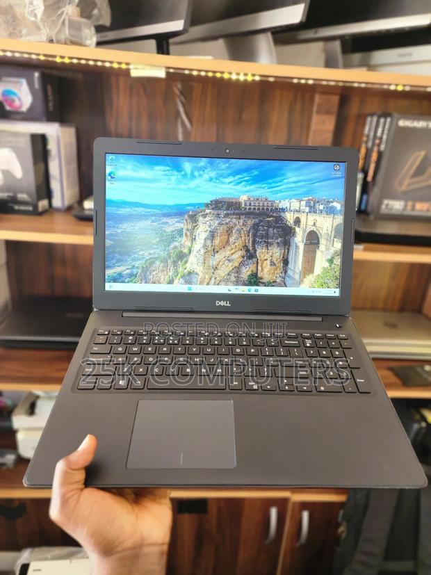 Laptop Dell Latitude 3590 8GB Intel Core i5 SSD 256GB · Photo 2